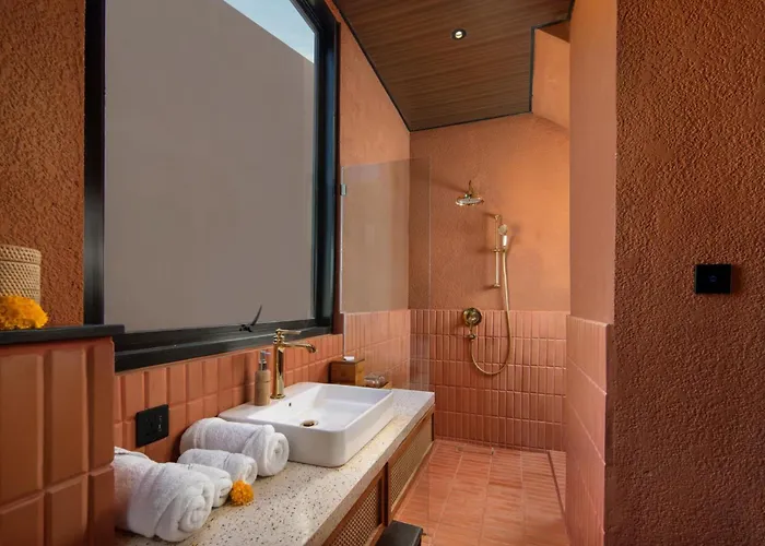 Earth By Ini Vie Hospitality Villa *